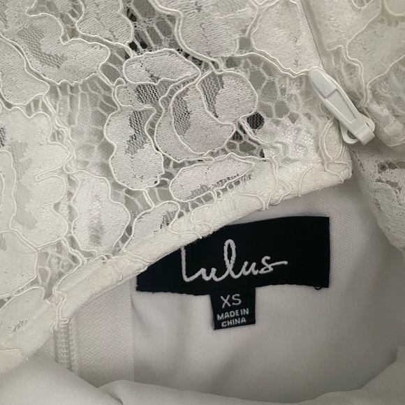 NWT Lulu’s White Lace Maxi Wedding Dress - Picture 4 of 5